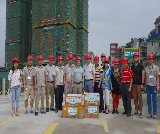 “燒烤”行千里 “清涼”曖人心(圖2) “燒烤”行千里 “清涼”曖人心(圖2)