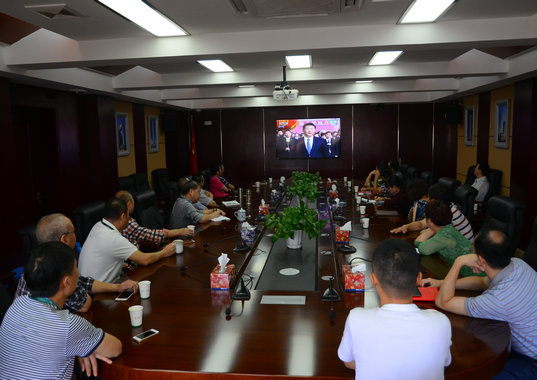 公司各級(jí)黨組織緬懷革命英雄(圖1) 公司各級(jí)黨組織緬懷革命英雄(圖1)