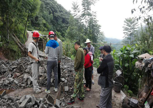 【精準(zhǔn)扶貧】8月19日:民風(fēng)純補(bǔ) 一心求學(xué)(圖1) 【精準(zhǔn)扶貧】8月19日:民風(fēng)純補(bǔ) 一心求學(xué)(圖1)
